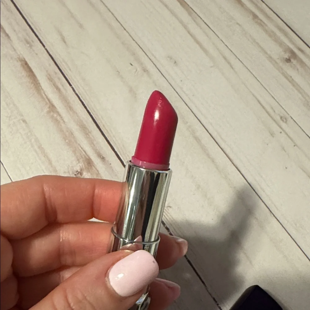 Rimmel Creamy Pink Lipstick